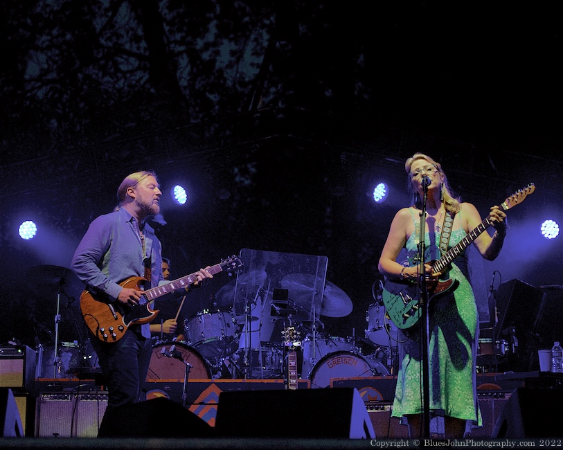 Tedeschi Trucks Band, Cuthbert Amphitheater, photo by John Alcala