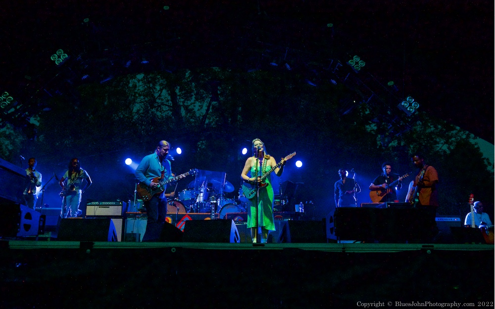 Tedeschi Trucks Band, Cuthbert Amphitheater, photo by John Alcala
