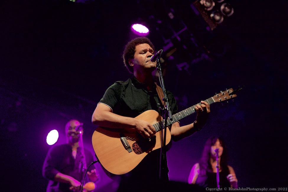 Tedeschi Trucks Band, Cuthbert Amphitheater, photo by John Alcala
