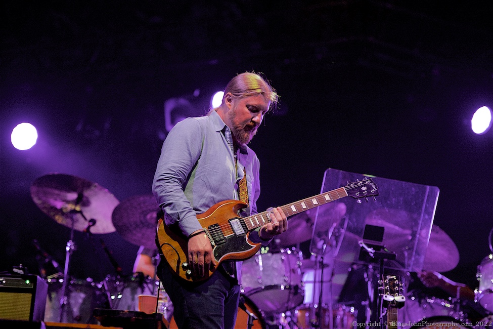 Tedeschi Trucks Band, Cuthbert Amphitheater, photo by John Alcala