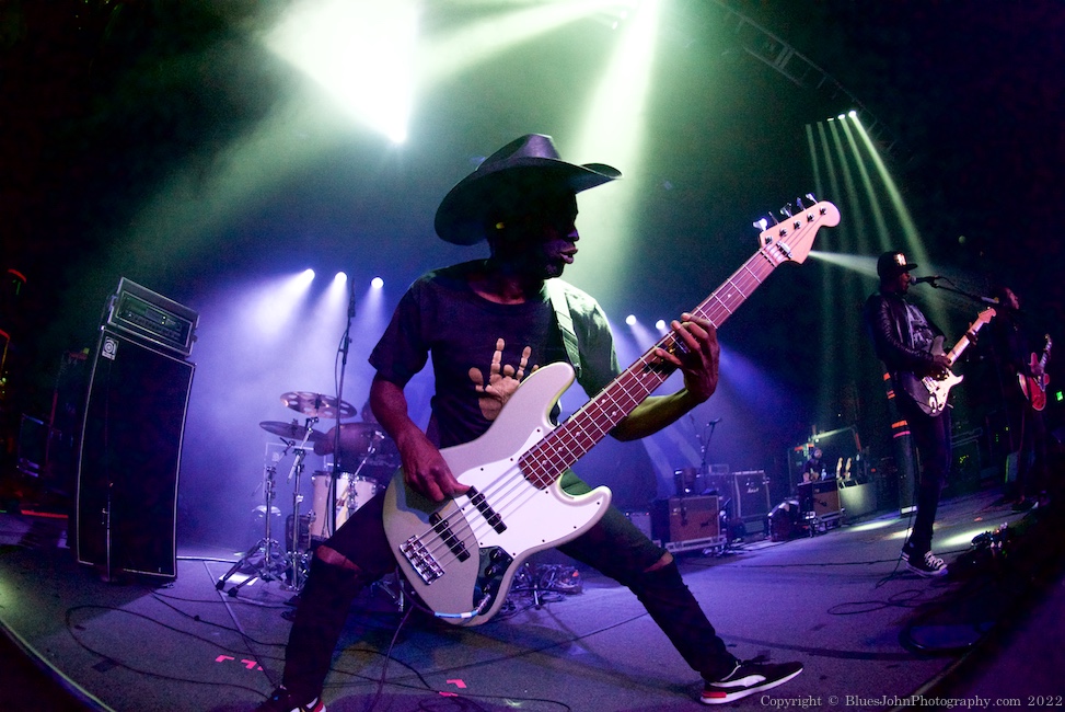 Ayron Jones and The Way, Roseland Theater, photo by John Alcala