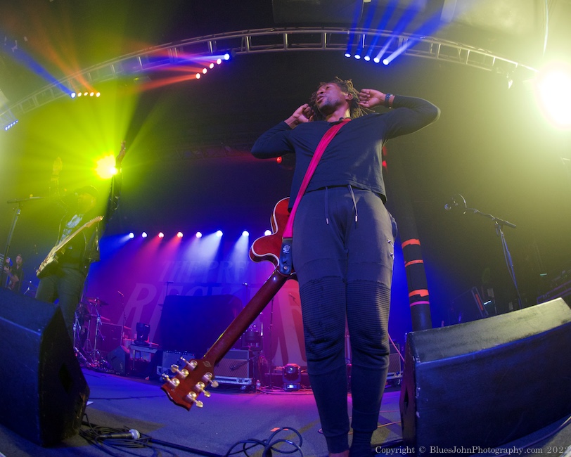 Ayron Jones and The Way, Roseland Theater, photo by John Alcala