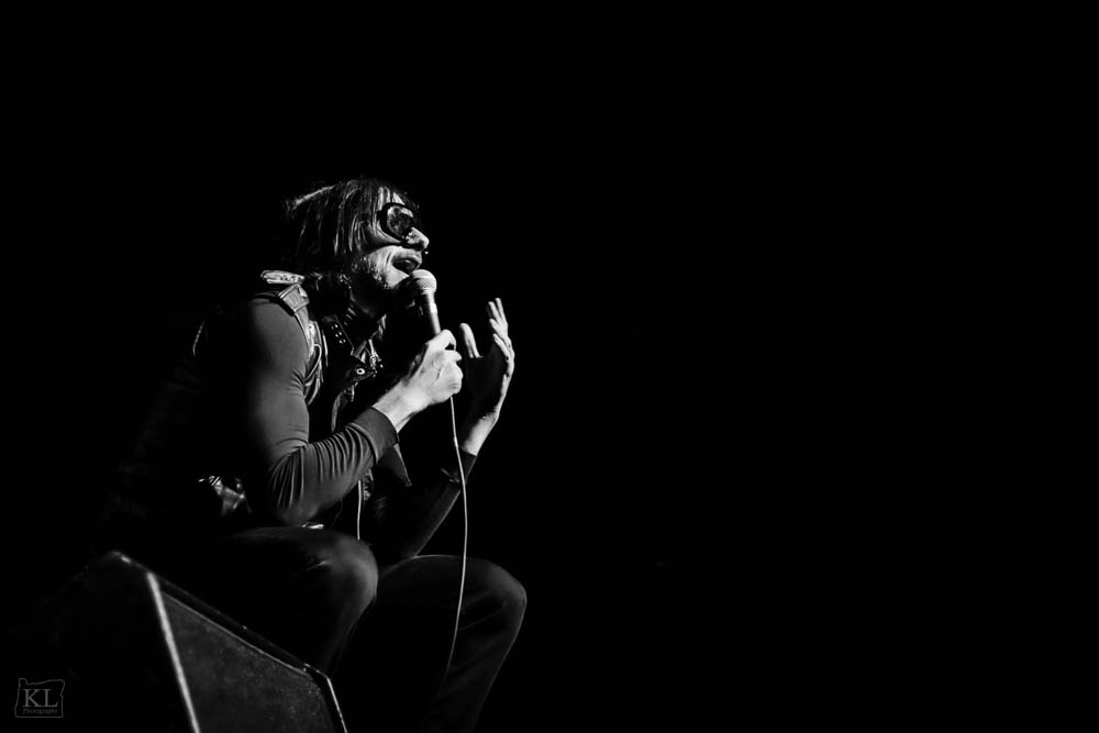 Drakulas, Roseland Theater, photo by Kris Luke