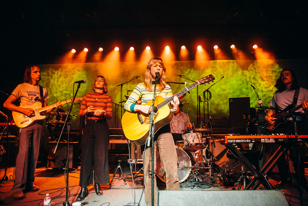 Leah Senior, Roseland Theater, photo by Blake Sourisseau