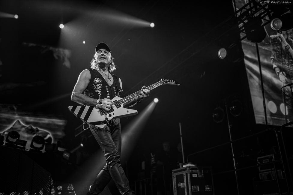 The Scorpions, Moda Center, photo by Kevin Pettigrew