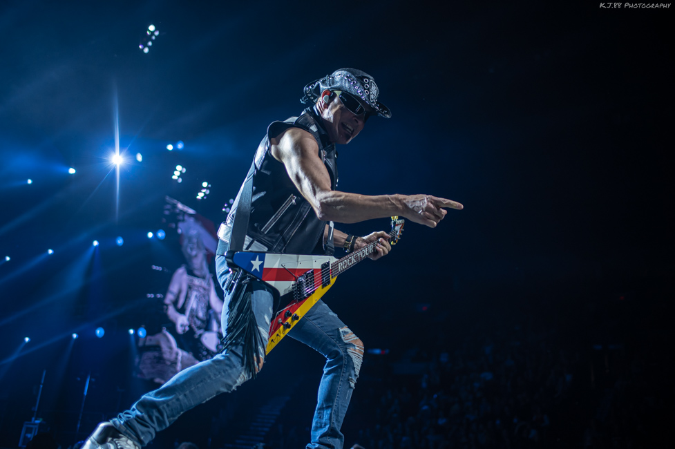 The Scorpions, Moda Center, photo by Kevin Pettigrew