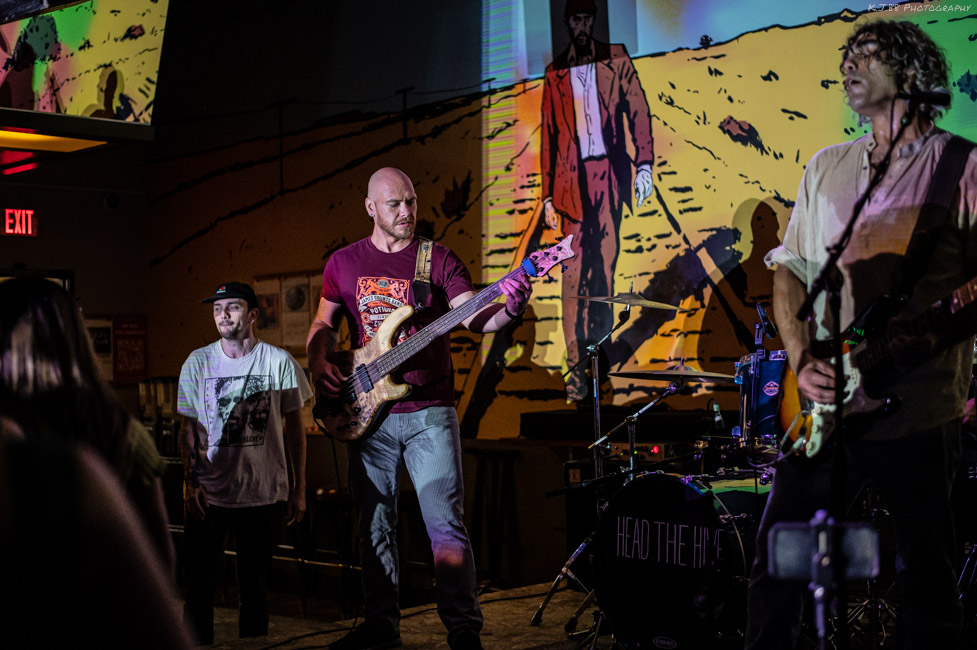 Head the Hive, Bunk Bar, photo by Kevin Pettigrew