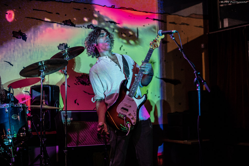 Head the Hive, Bunk Bar, photo by Kevin Pettigrew