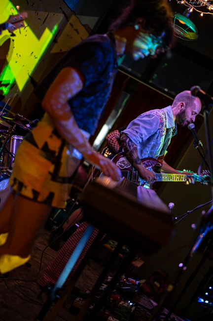 Atomic Momma, Bunk Bar, photo by Kevin Pettigrew
