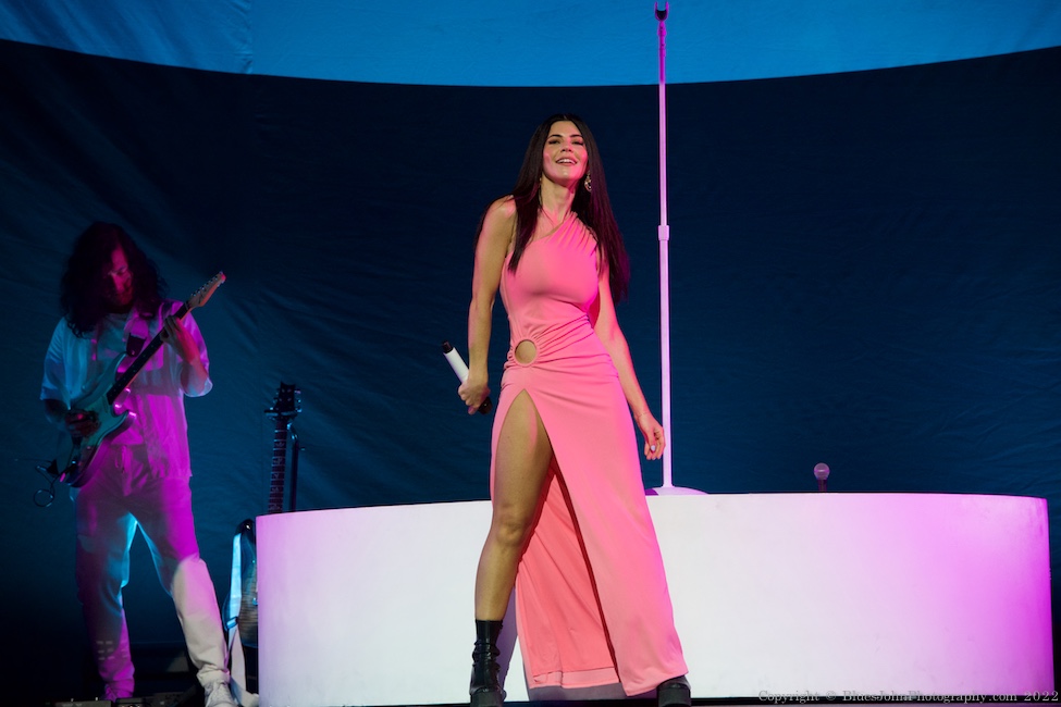 Marina, Moda Center, photo by John Alcala