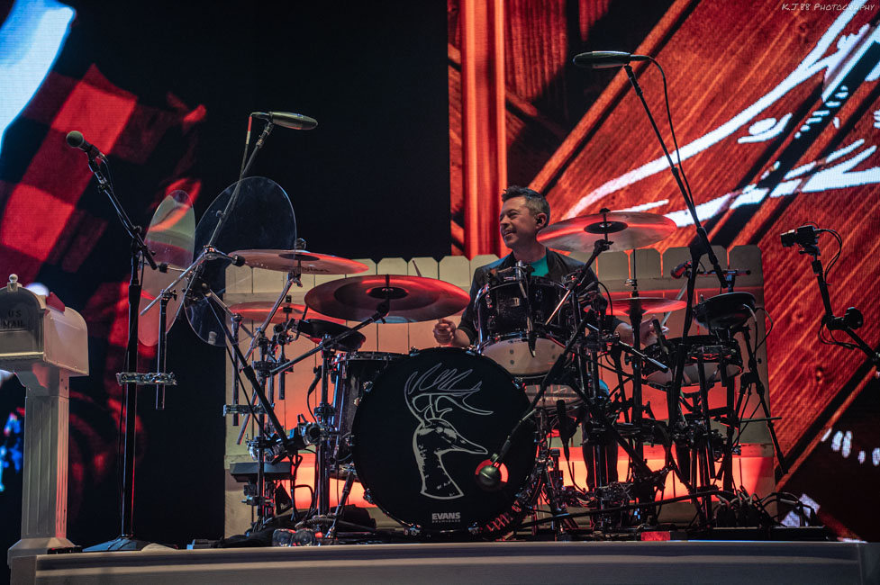 Walker Hayes, Moda Center, photo by Kevin Pettigrew