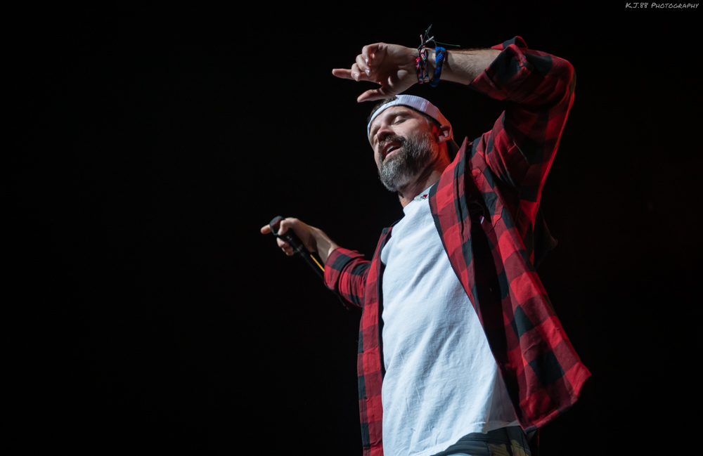 Walker Hayes, Moda Center, photo by Kevin Pettigrew