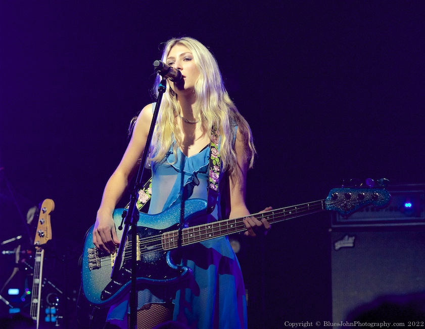 Blu DeTiger, Wonder Ballroom, photo by John Alcala