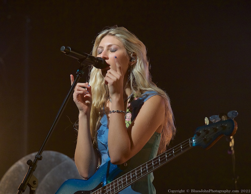 Blu DeTiger, Wonder Ballroom, photo by John Alcala
