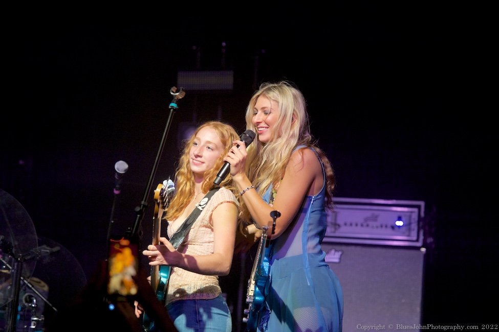 Blu DeTiger, Wonder Ballroom, photo by John Alcala