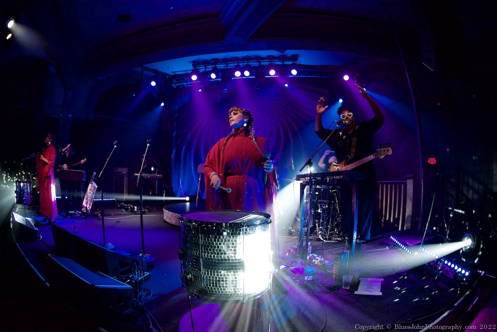 Lucius, Crystal Ballroom, photo by John Alcala