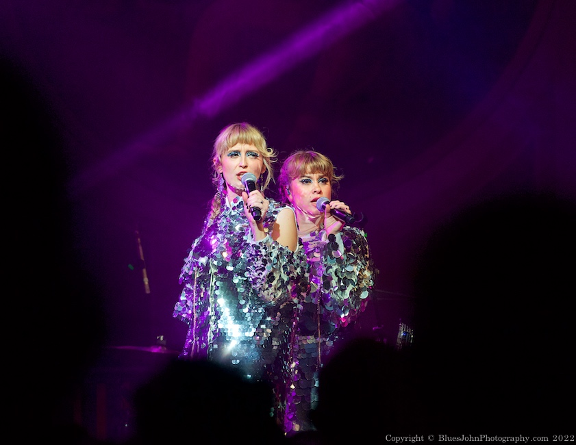 Lucius, Crystal Ballroom, photo by John Alcala