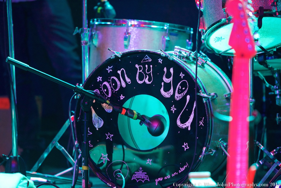 Moon By You, Hawthorne Theatre, photo by John Alcala