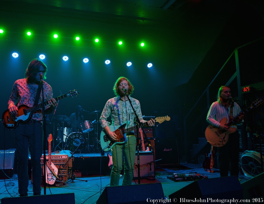 Moon By You, Hawthorne Theatre, photo by John Alcala