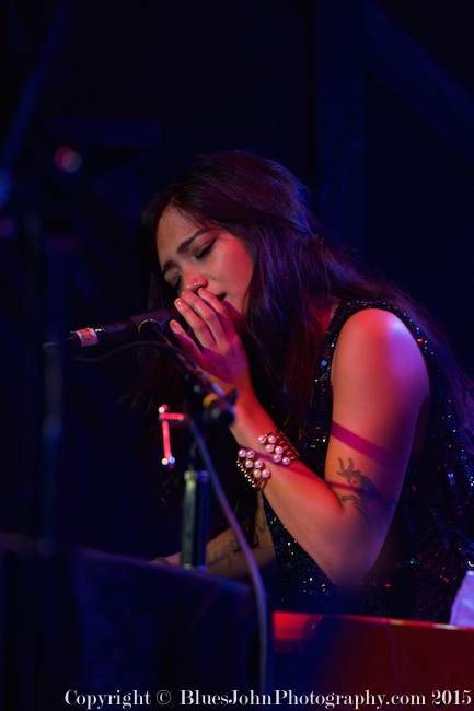 Moon By You, Hawthorne Theatre, photo by John Alcala