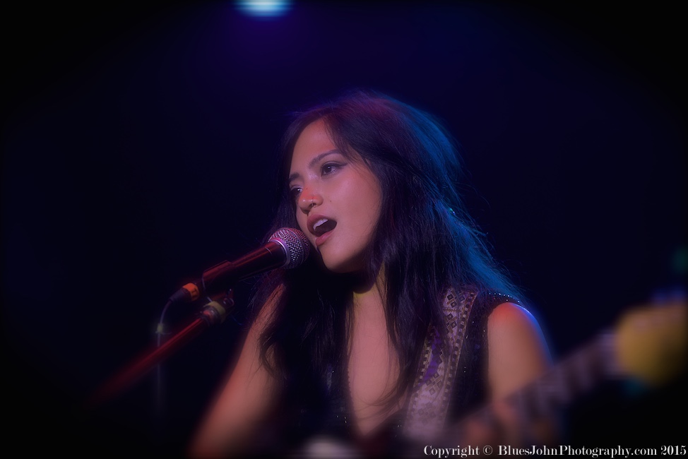 Moon By You, Hawthorne Theatre, photo by John Alcala