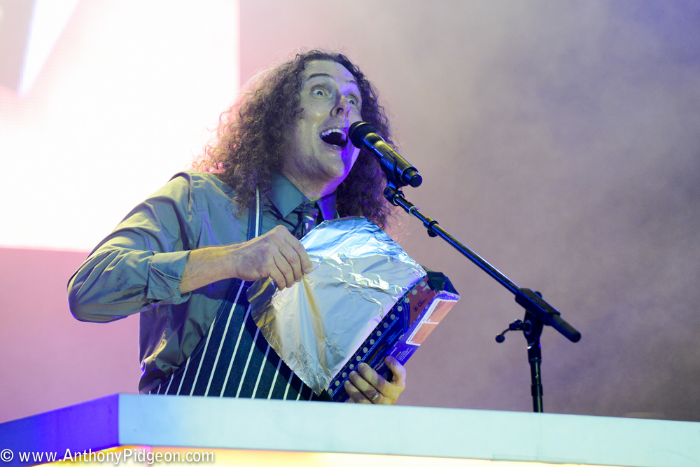 "Weird Al" Yankovic, Oregon Zoo Amphitheatre, photo by Anthony Pidgeon