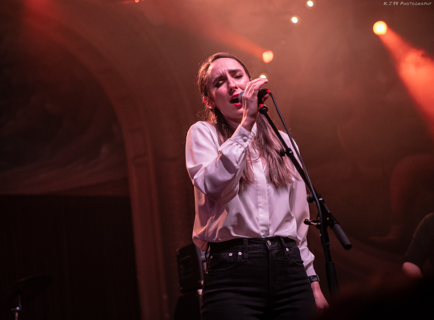 Haley Johnsen, Crystal Ballroom, photo by Kevin Pettigrew