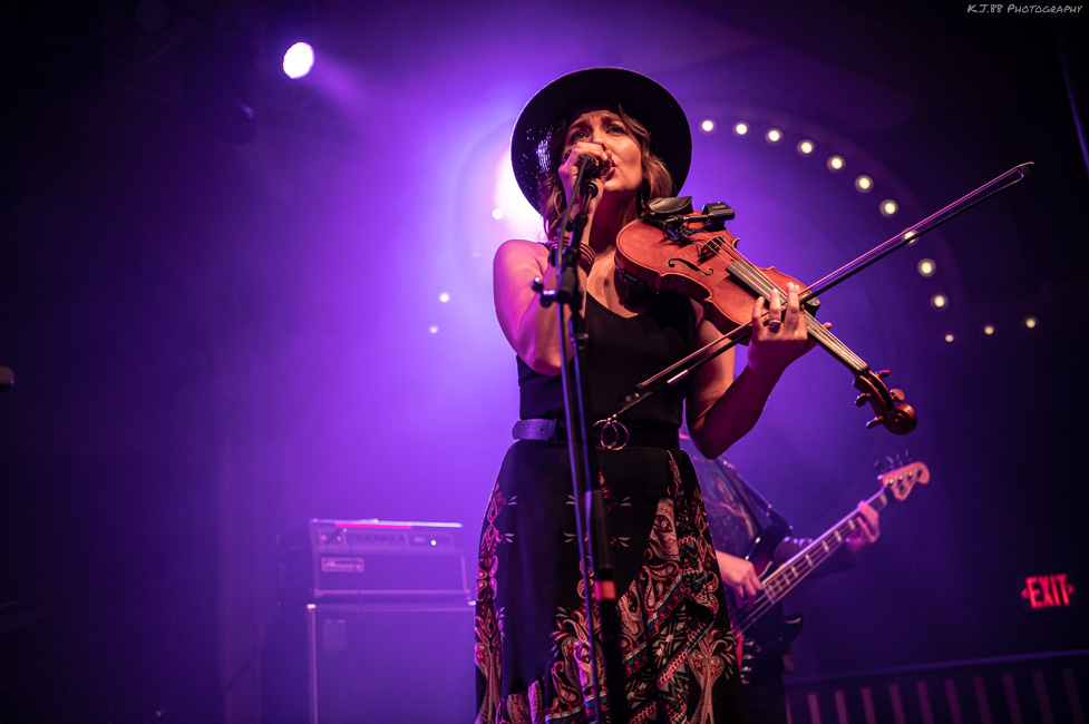 Adrian and Meredith, Crystal Ballroom, photo by Kevin Pettigrew