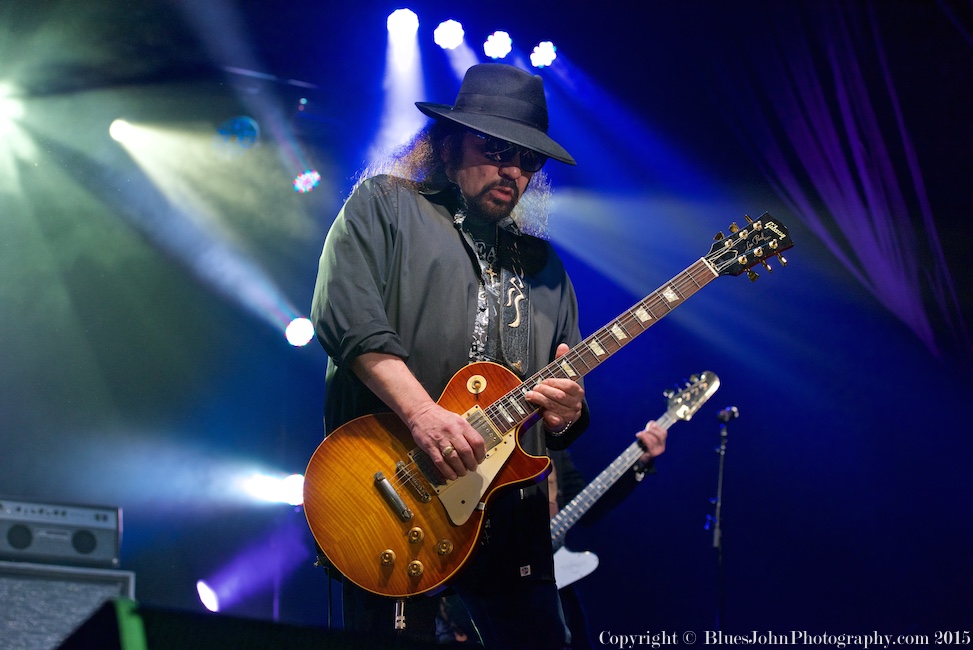 Lynyrd Skynyrd, Chinook Winds Casino, photo by John Alcala