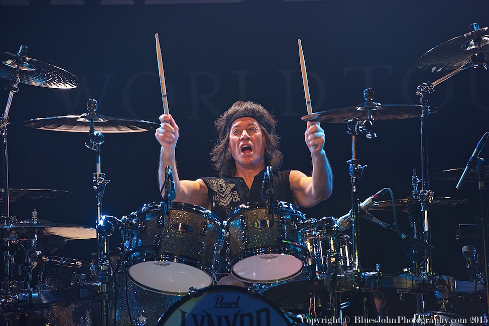 Lynyrd Skynyrd, Chinook Winds Casino, photo by John Alcala