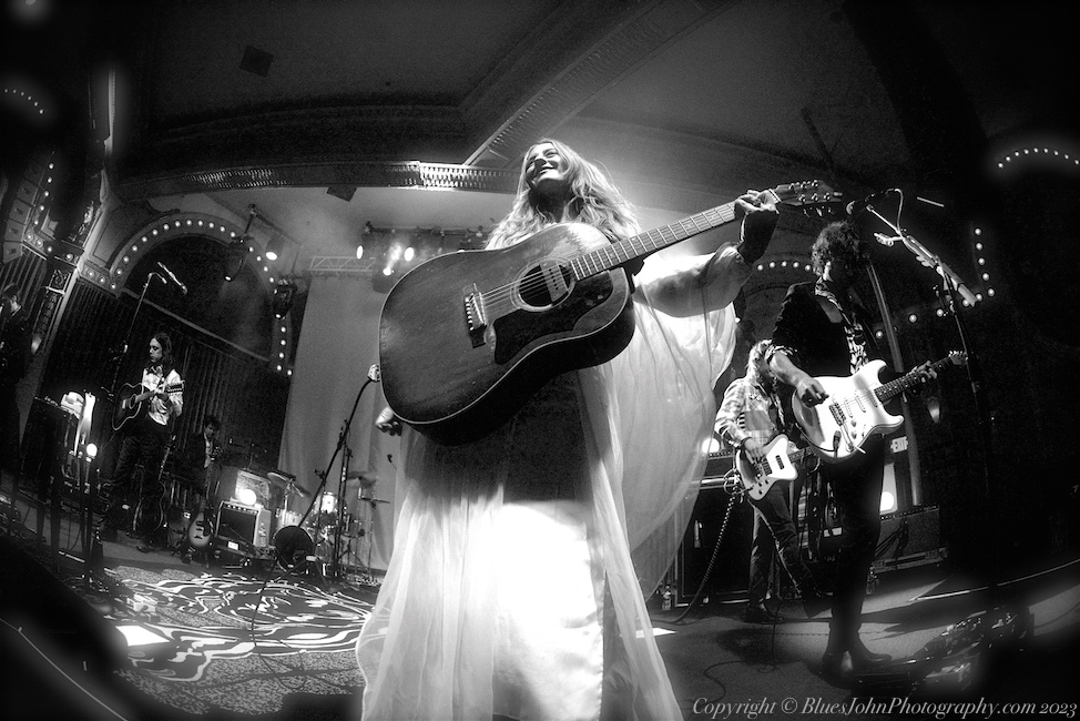 Margo Price, Crystal Ballroom, photo by John Alcala