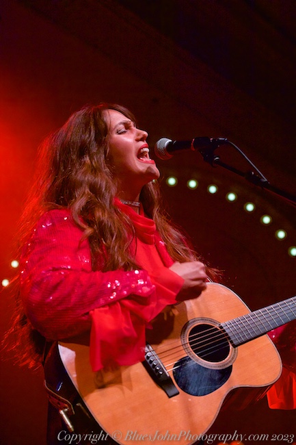 Lola Kirke, Crystal Ballroom, photo by John Alcala