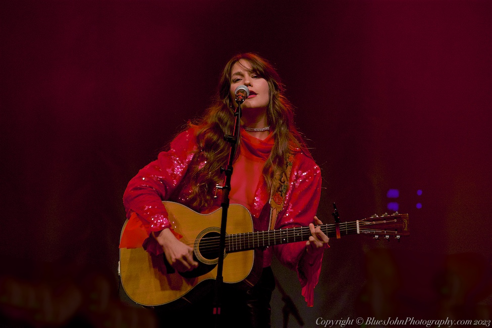 Lola Kirke, Crystal Ballroom, photo by John Alcala