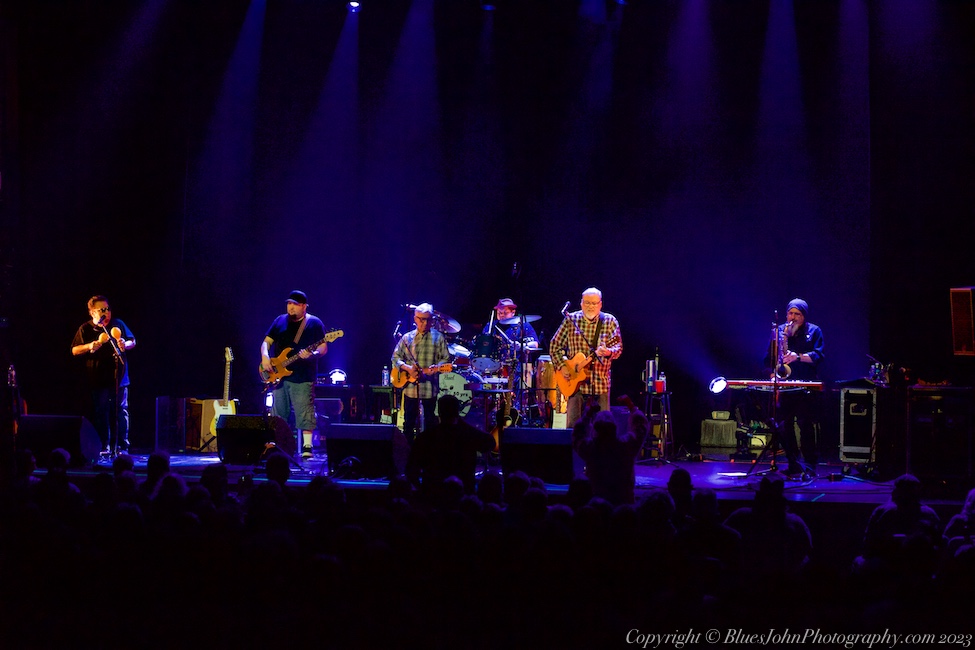 Los Lobos, Revolution Hall, photo by John Alcala