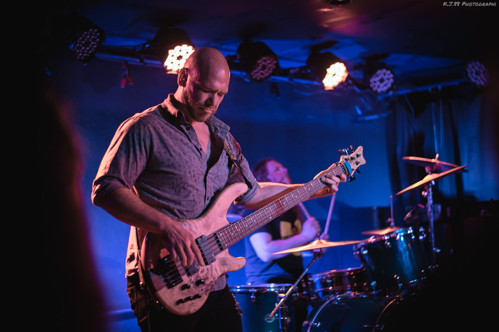 Head the Hive, The Six Below Midnight, photo by Kevin Pettigrew