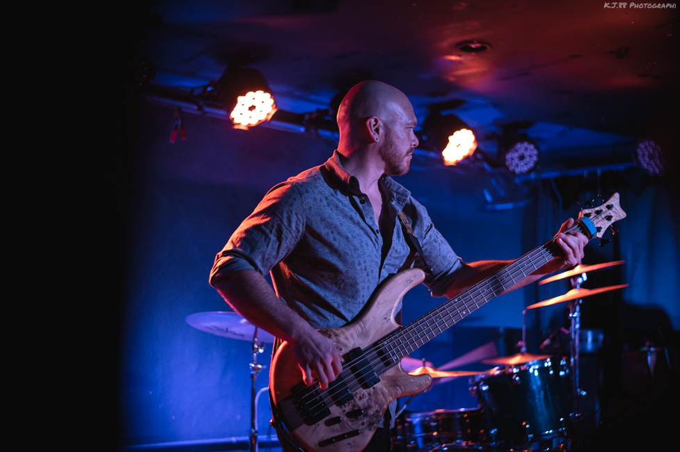 Head the Hive, The Six Below Midnight, photo by Kevin Pettigrew