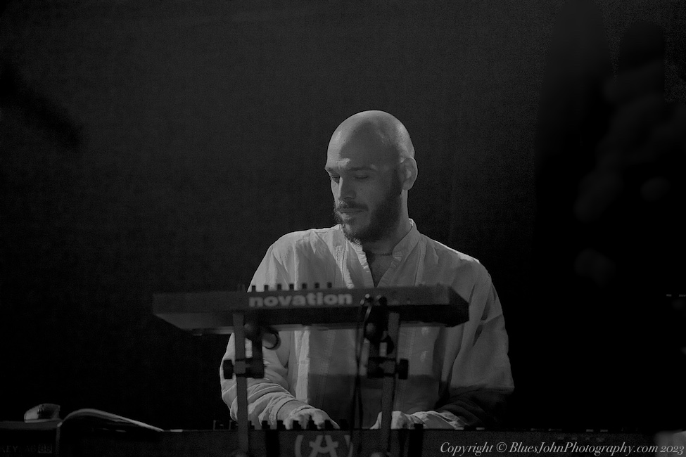 Y La Bamba, Wonder Ballroom, photo by John Alcala