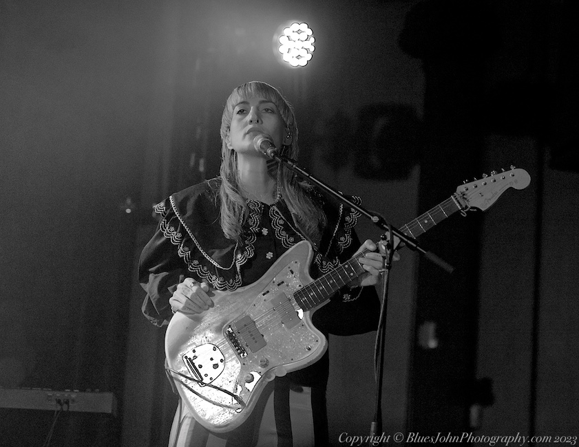 Y La Bamba, Wonder Ballroom, photo by John Alcala