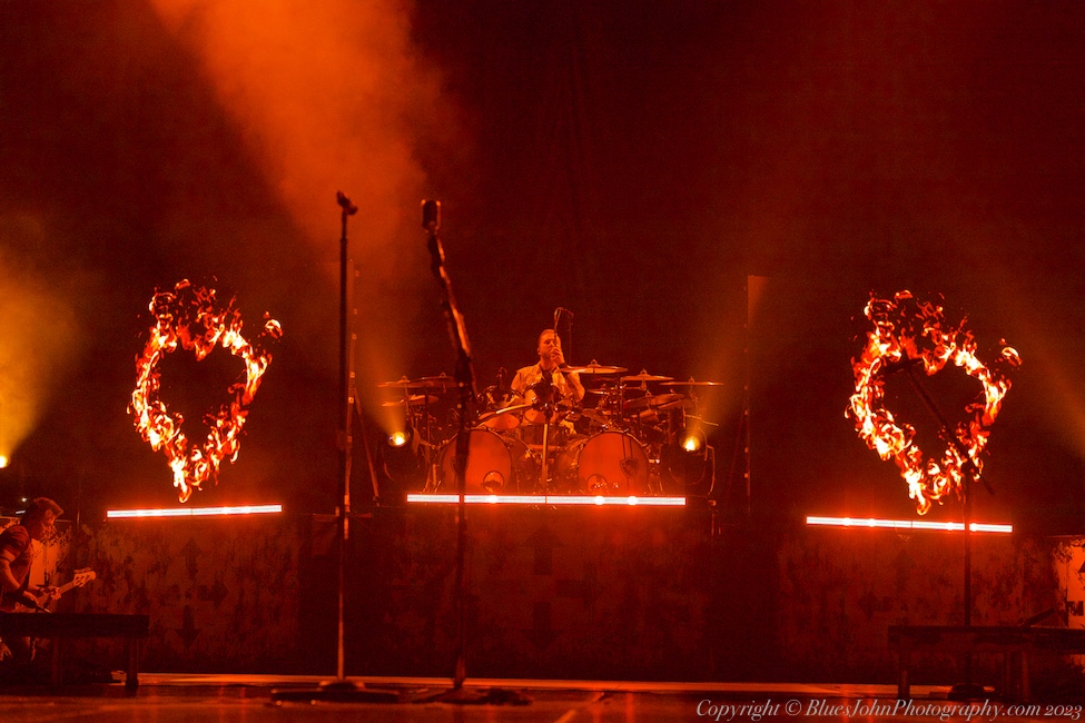 From Ashes to New, Moda Center, photo by John Alcala