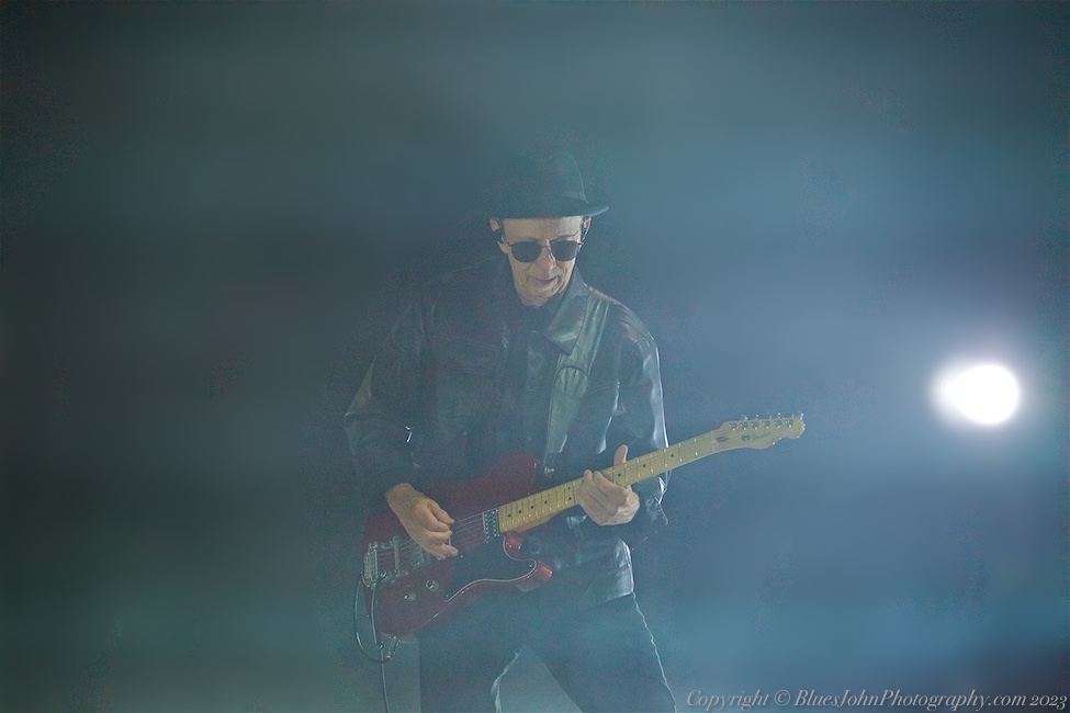 Garbage, RV Inn Style Resorts Amphitheater, photo by John Alcala