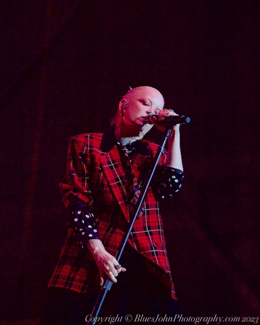 Garbage, RV Inn Style Resorts Amphitheater, photo by John Alcala