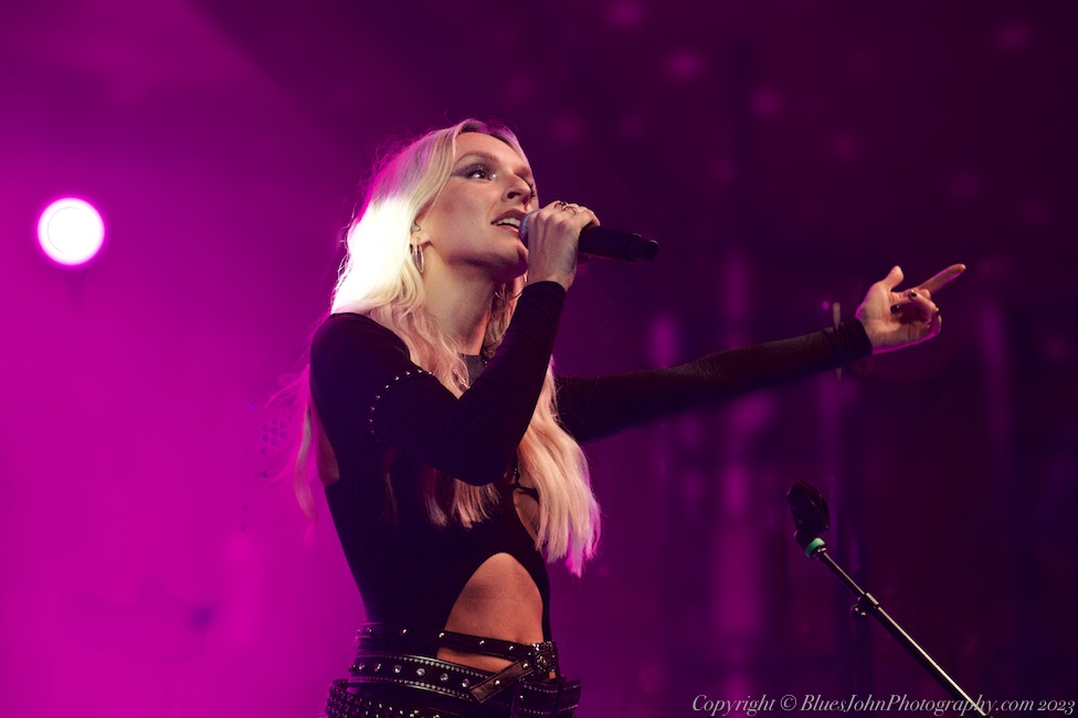 Zolita, Crystal Ballroom, photo by John Alcala