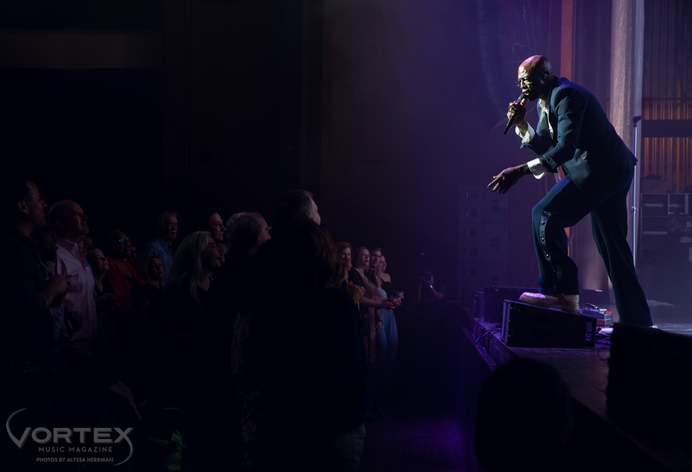 Seal, Keller Auditorium, photo by Alyssa Herrman