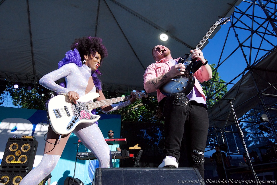 Tom McCall Waterfront Park, photo by John Alcala