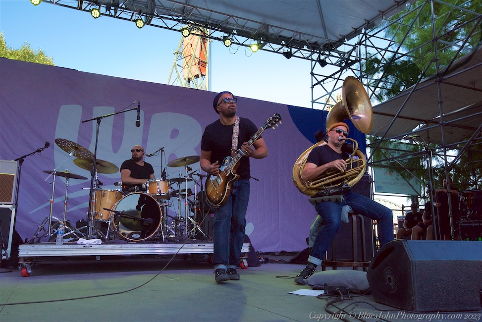 Tom McCall Waterfront Park, photo by John Alcala