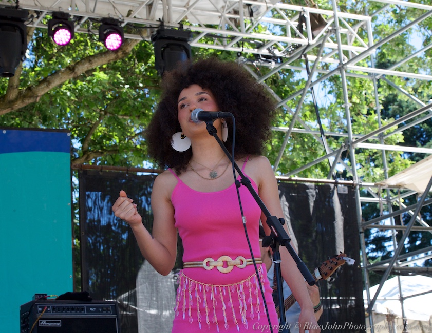 LaRhonda Steele, Tom McCall Waterfront Park, photo by John Alcala