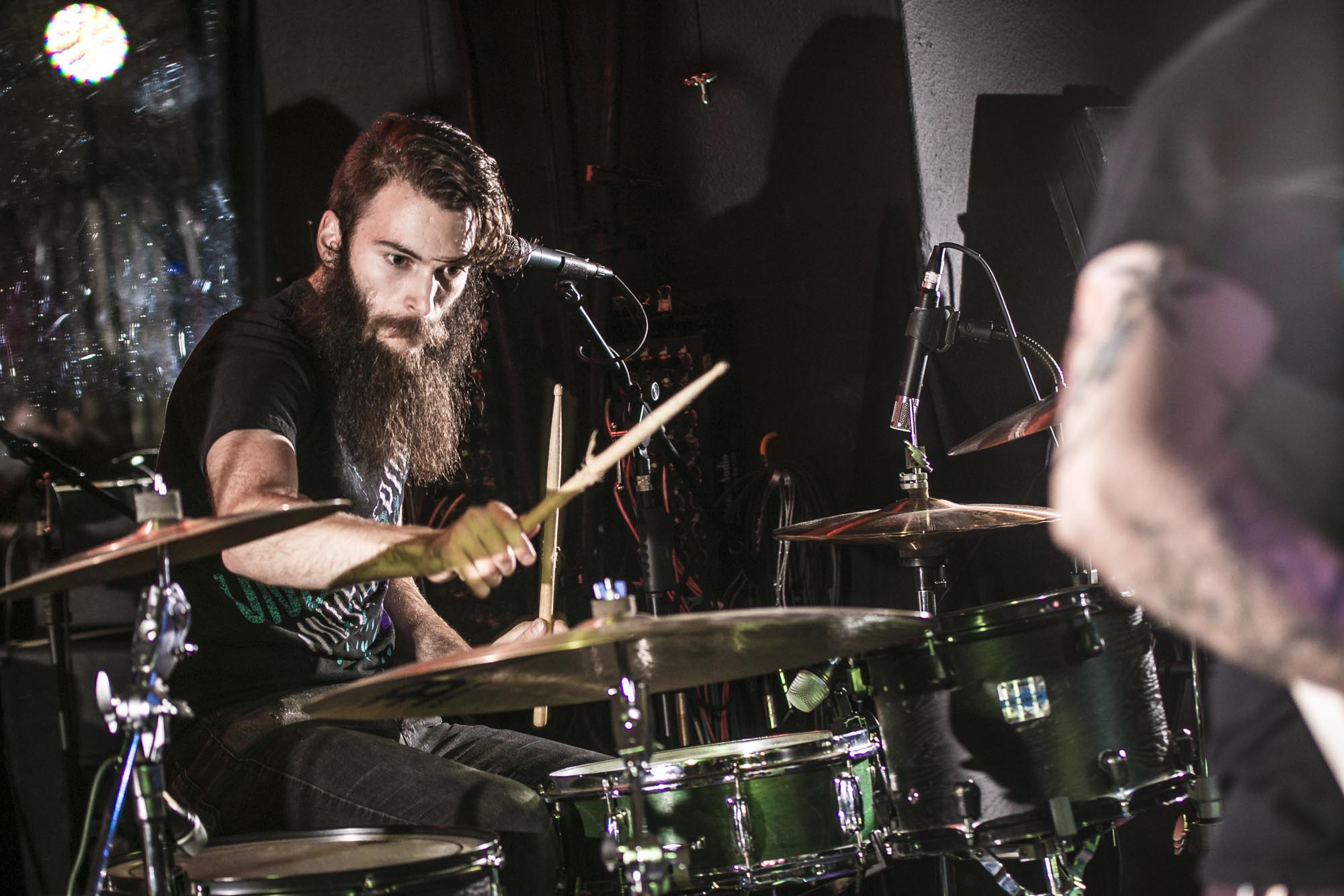 Fighting Casper, The Analog Cafe [CLOSED], photo by Corey Terrill