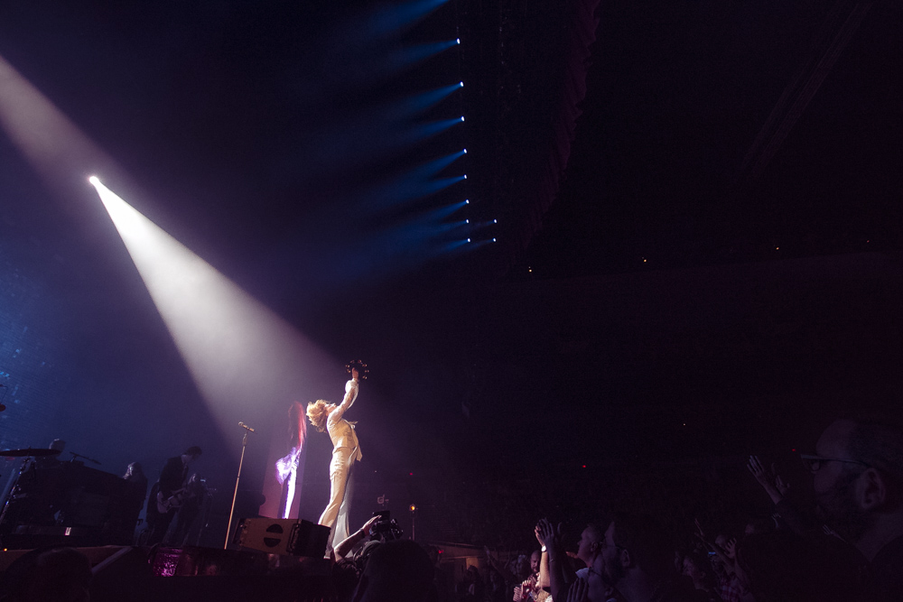 Florence and the Machine, Veterans Memorial Coliseum, Rose Quarter, photo by Corey Terrill
