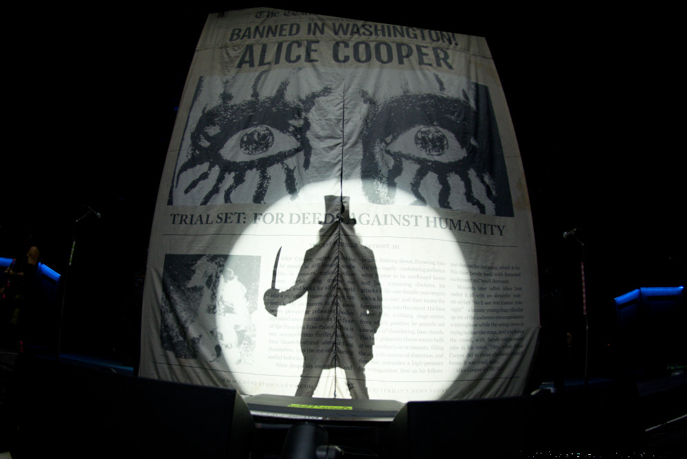 Alice Cooper, RV Inn Style Resorts Amphitheater, photo by John Alcala