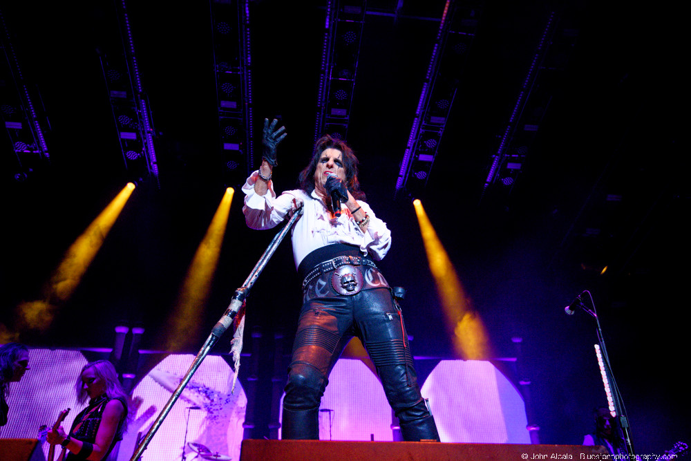 Alice Cooper, RV Inn Style Resorts Amphitheater, photo by John Alcala